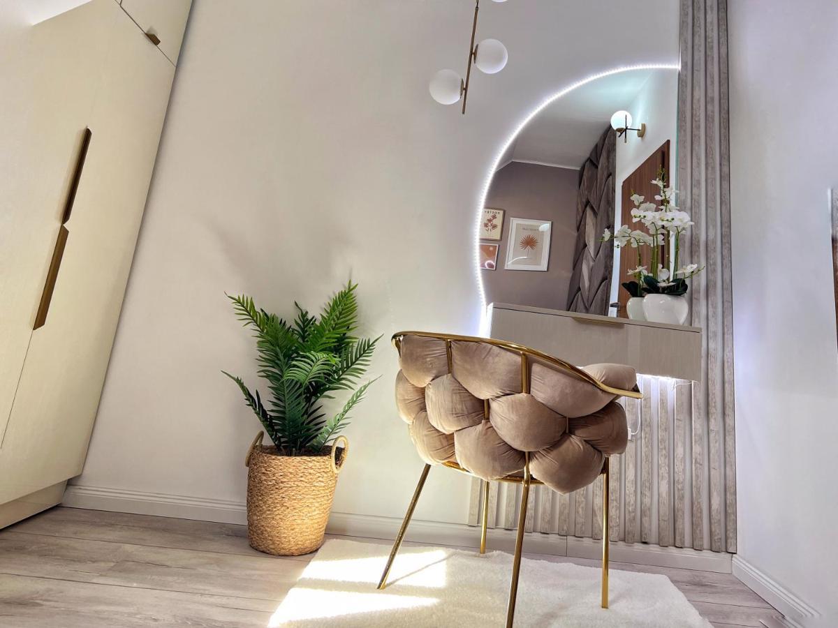 Studio Poienii - A Cozy Stay 5 Min Away From The Center Bistriţa Εξωτερικό φωτογραφία